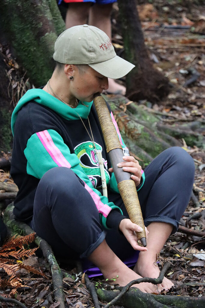 Komako Silver in wānanga at Mount Pīrongia