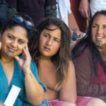 Mohanakenake: nā Jo'el Komene - Rōreka i hanga