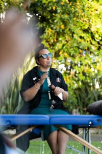 He Pō Ngahau i He Tangi Rōreka