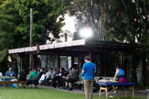 He Pō Ngahau i He Tangi Rōreka