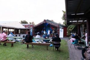 He Pō Ngahau i He Tangi Rōreka