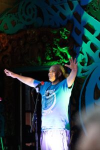 He Pō Ngahau i He Tangi Rōreka